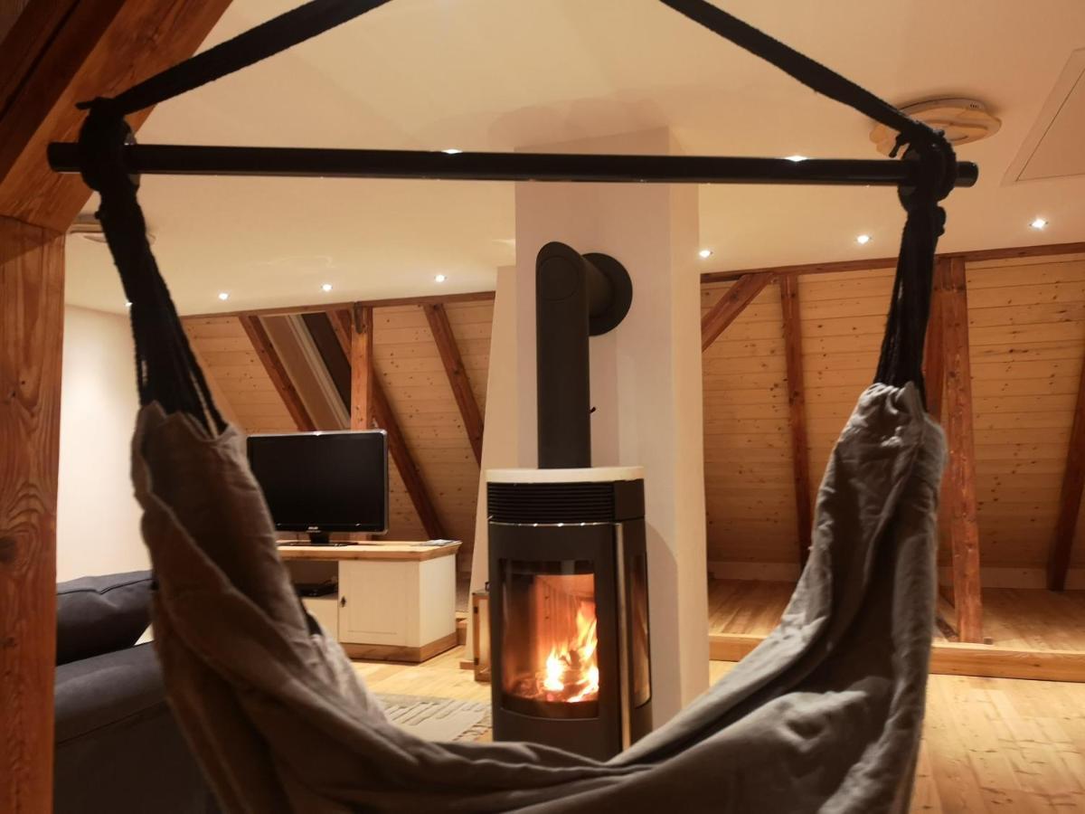 Ruhig Gelegene, Top Moderne Ferienwohnung - Hot Tub Und Sauna Gegen Aufpreis Neuhaus an Der Eger ภายนอก รูปภาพ