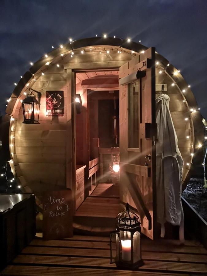 Ruhig Gelegene, Top Moderne Ferienwohnung - Hot Tub Und Sauna Gegen Aufpreis Neuhaus an Der Eger ภายนอก รูปภาพ